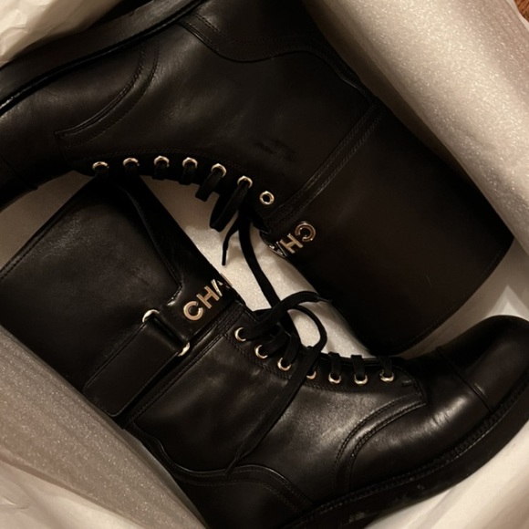 New Chanel Combat Boots Size 40 - Picture 5 of 9